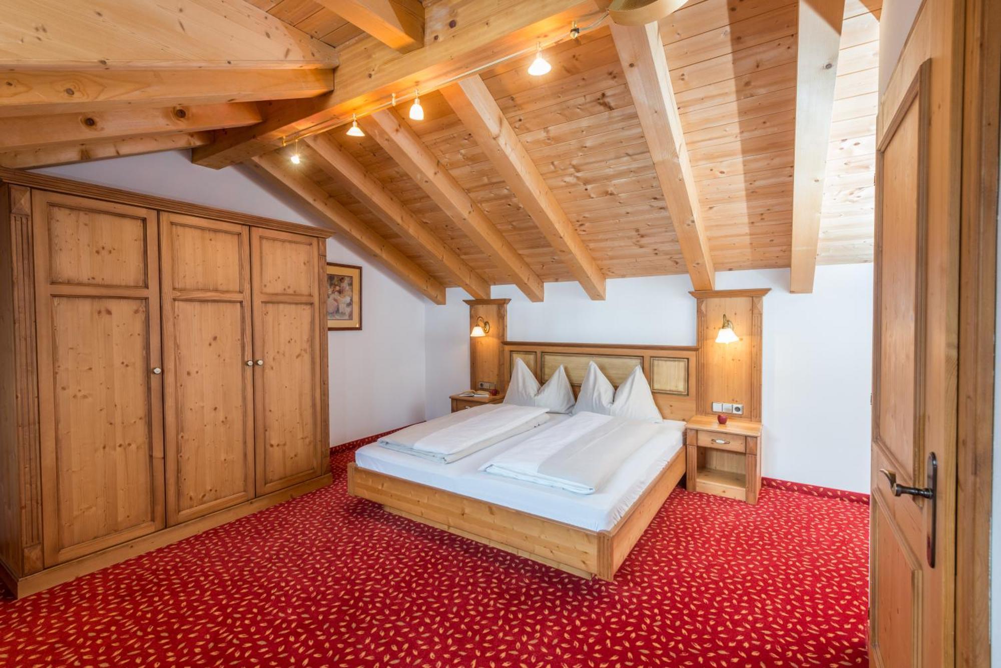 Hotel Almschloessl & Schrotteralm Obertauern Pokoj fotografie
